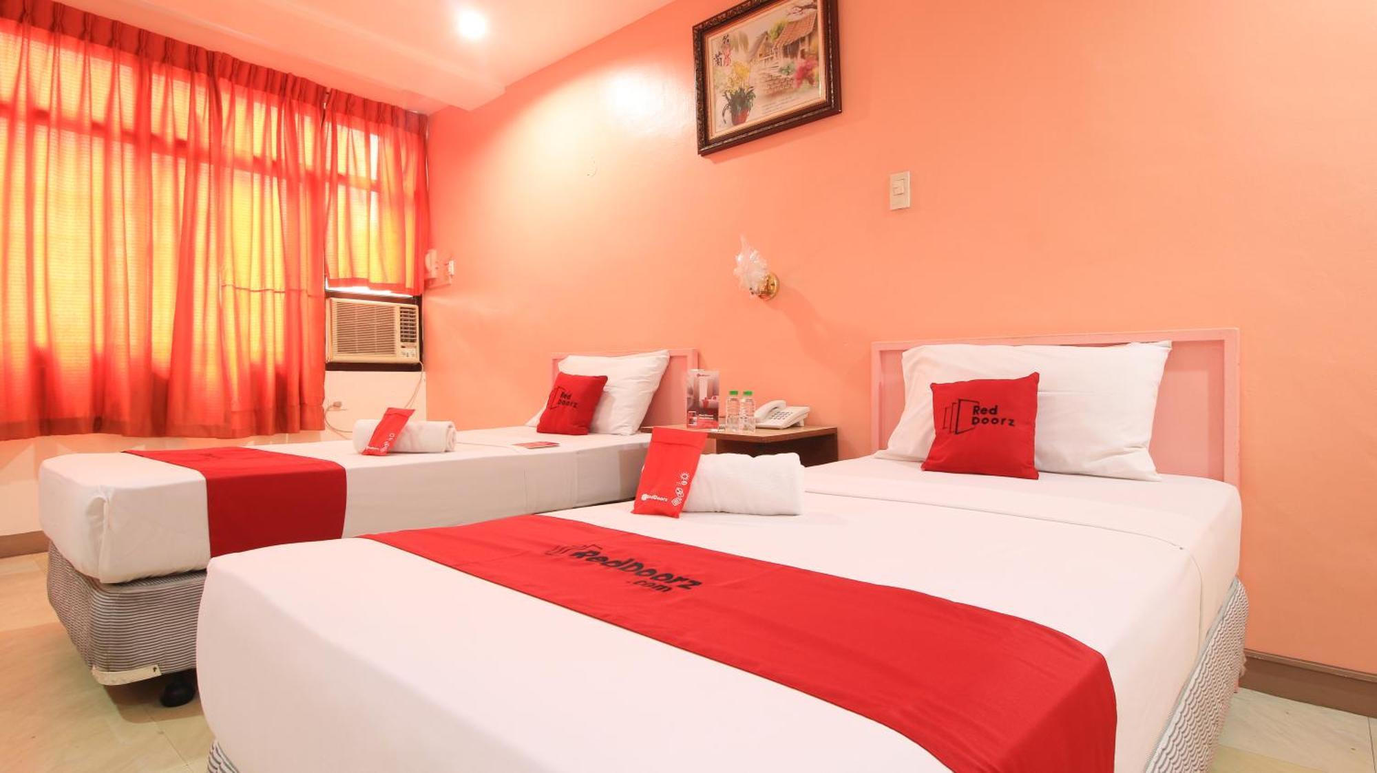 Reddoorz Plus @ Chinatown Binondo Manila Eksteriør billede